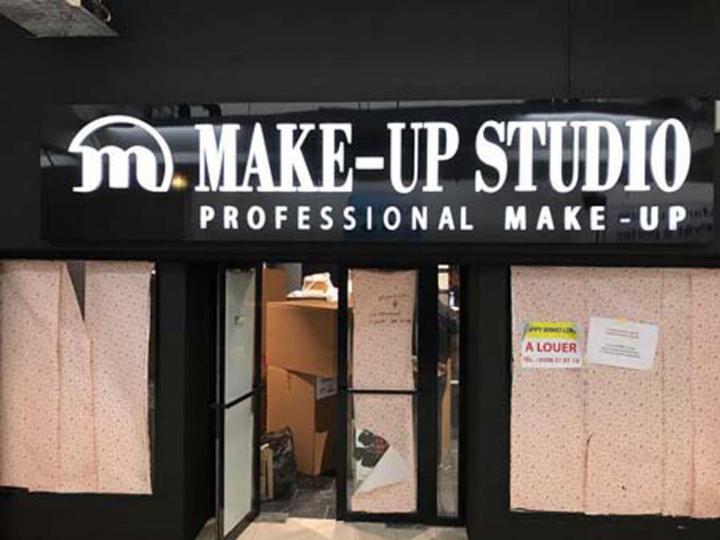 Créateur d'enseignes lumineuses Martinique