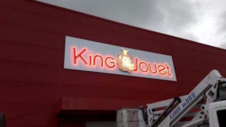 Réalisateur d'enseignes lumineuses Martinique