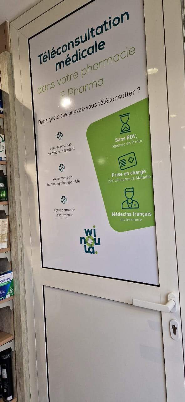 Réalisation de vitrophanie Martinique